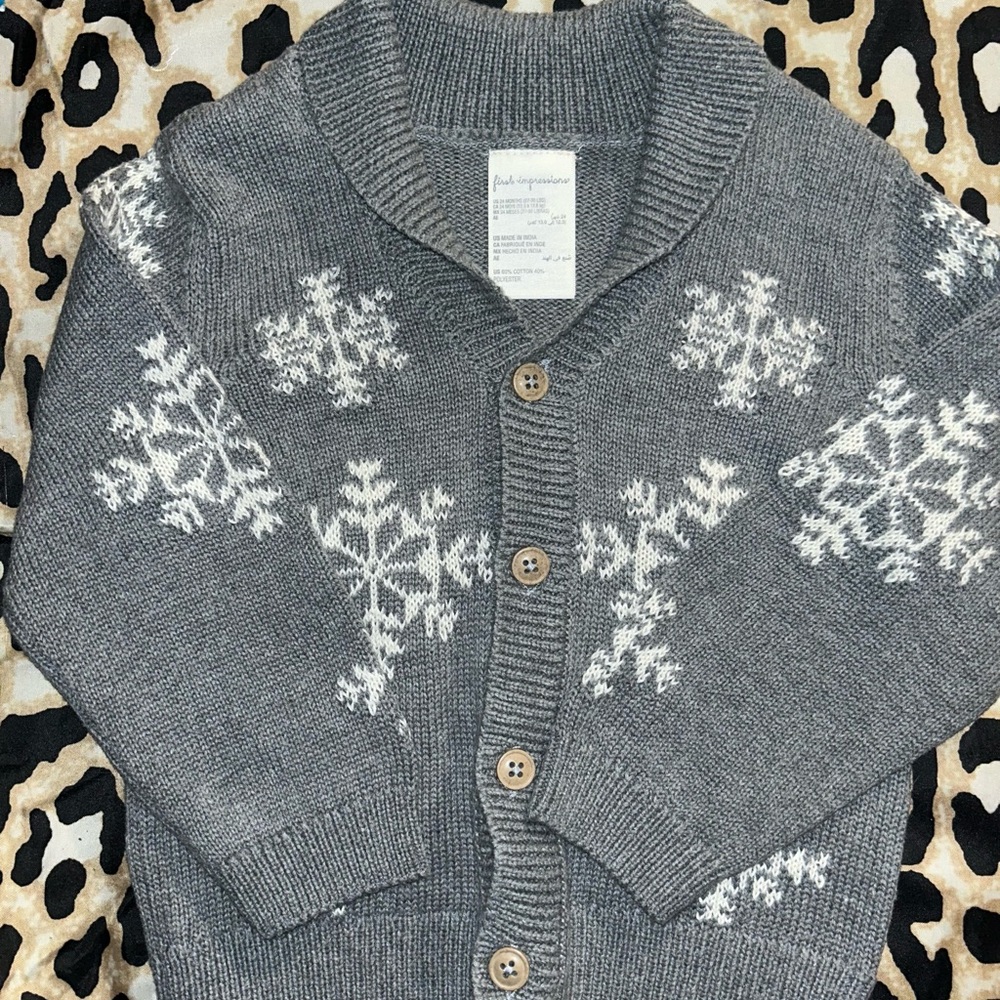 Gray Snowflake Cardigan
